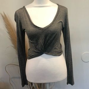 BLUE LIFE | Cropped Knot Long Sleeve